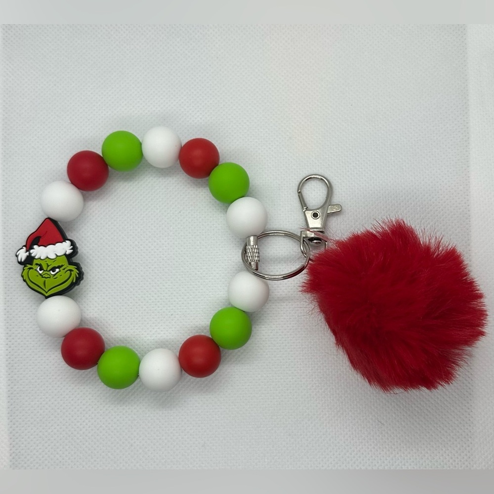 Handmade beaded Grinch keychain